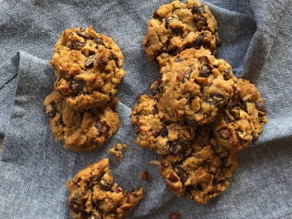 Peanut Butter Chickpea Cookies